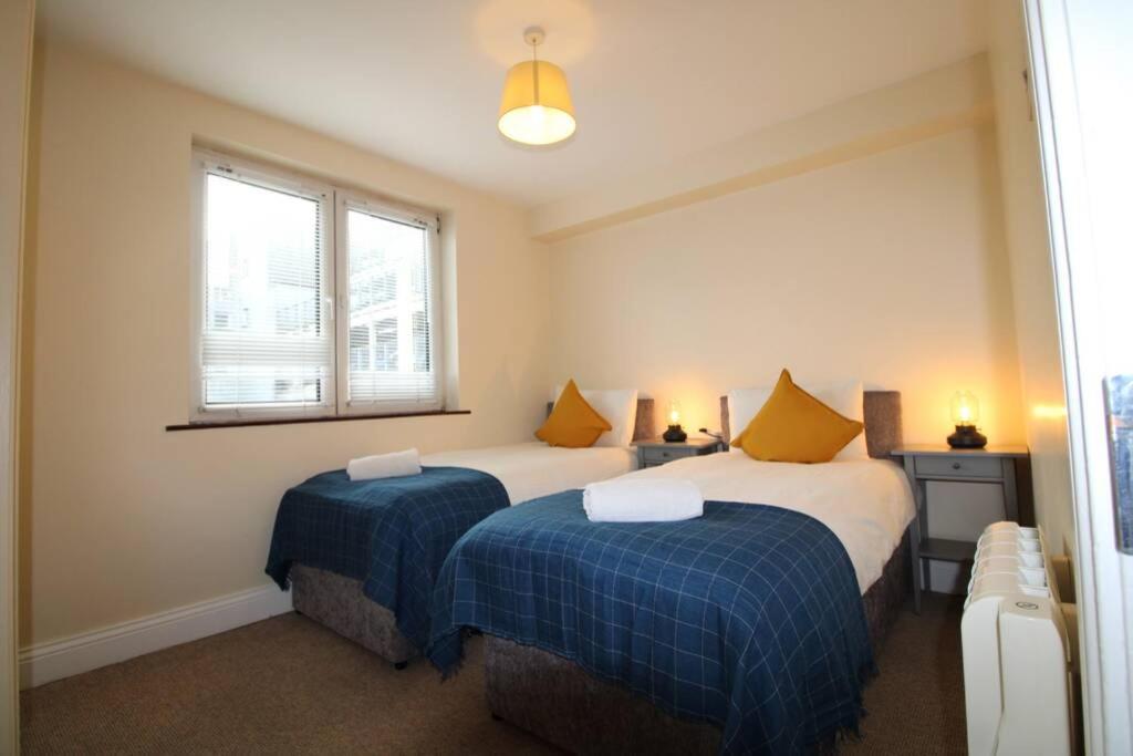 Large 3 Bed, Galway City Centre 아파트 외부 사진