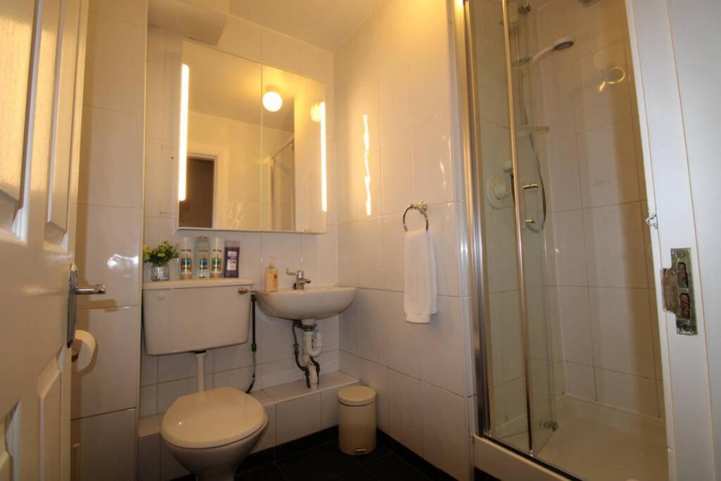 Large 3 Bed, Galway City Centre 아파트 외부 사진